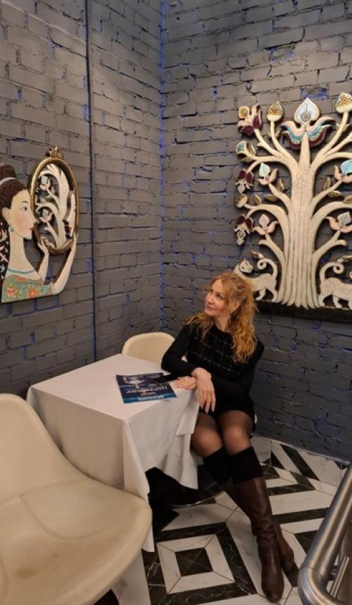 Новая сцена ЛДМ, удивительный психокреатив дизайнера. 02