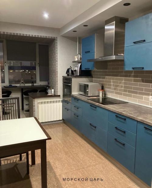 Подборка кухонь в синих оттенках линейки меловых красок Aturi Design. 02