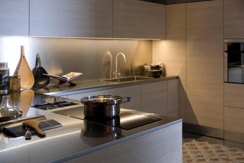 Металлический фартук для кухни. 08