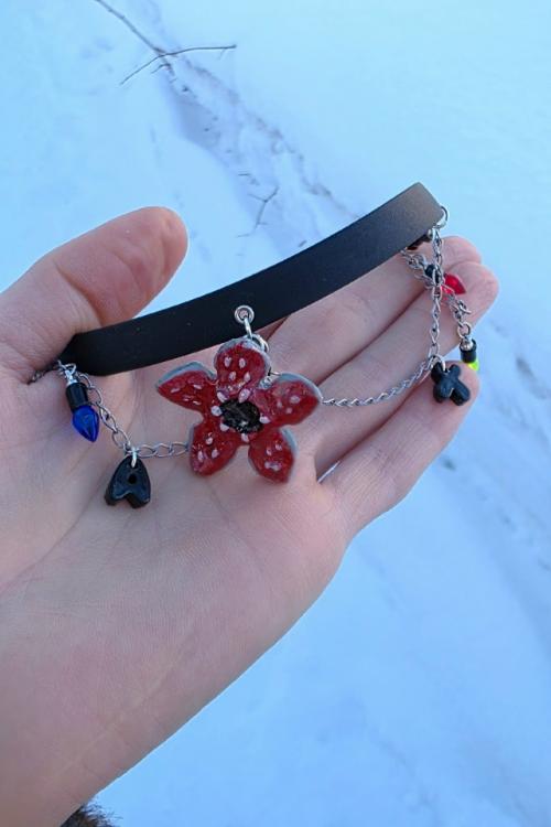 Я старалась впихнуть в этом месяце всё: и пошить и украшения и для интерьера и порисовать. 06