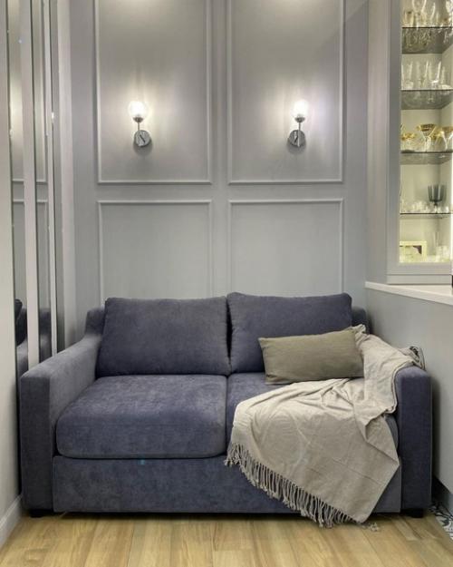 Кухня с присоединённым балконом, на котором сделали обеденную зону. 03