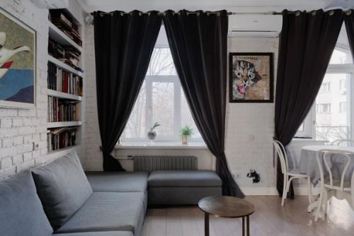 Двушка с отсылкой к классике на Арбате ч. 1. 03