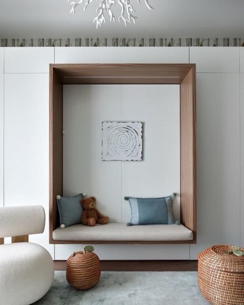 Дизайнеры из студии Porte Rouge создали современное пространство с акцентом на домашние растения. 04