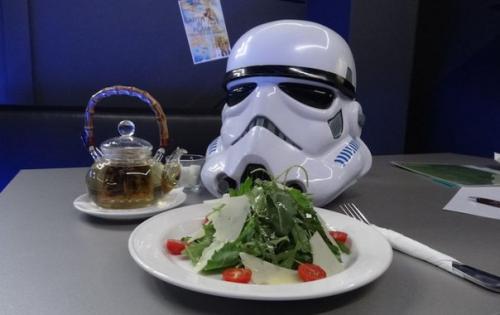 5 очень странных московских ресторанов. 02