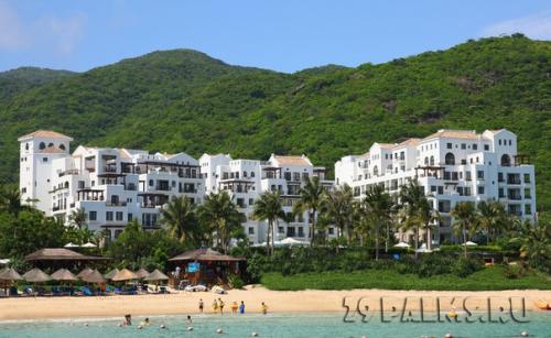 Необычный отель: Aegean Conifer Resort 5* (Китай, Хайнань, Санья). 02