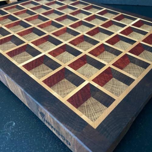 Вам доску с 3D эффектом матрица представляю. 01