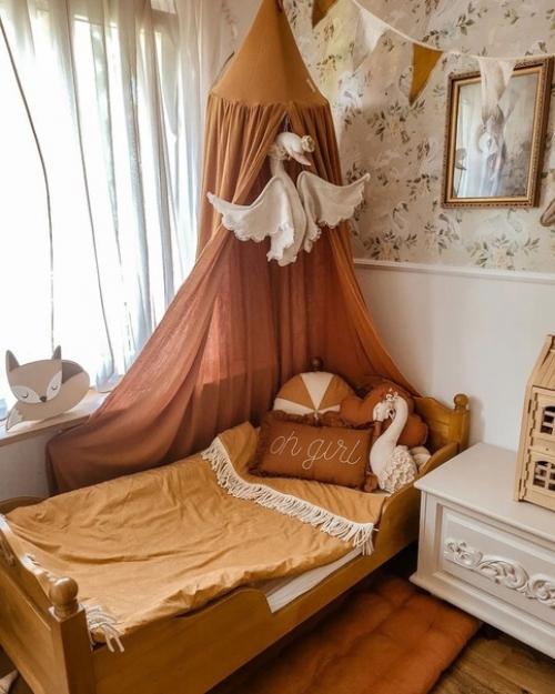 Светлый, уютный и невероятно красивый, этот дом словно создан для семейных праздников и теплых дружеских встреч. 01