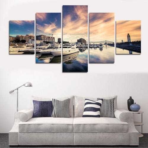 Картины на холсте для интерьера пользуются большим спросом, так как они красивые и экологичные? 04