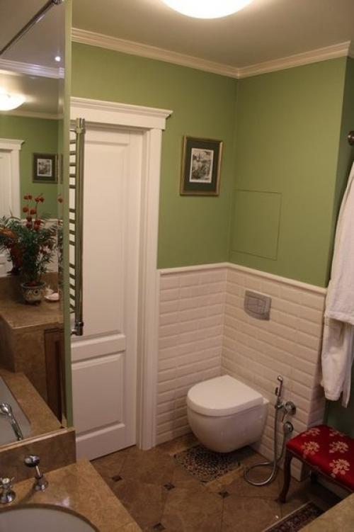 Ванная: шкатулки - из Италии, кораллы - из Греции, гравюра - из эрмитажа. 04