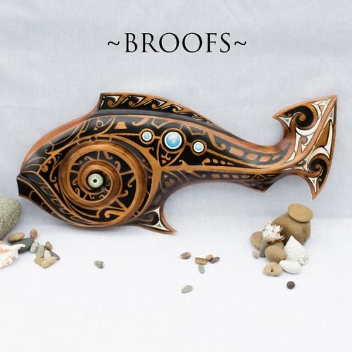 Приветствую!  Позвольте представить вам свою новую работу Wai Hau из древесины ольхи, украшенную росписью коренных народов новой Зеландии. 04