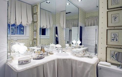 Интерьер ванной комнаты во французском стиле. 06