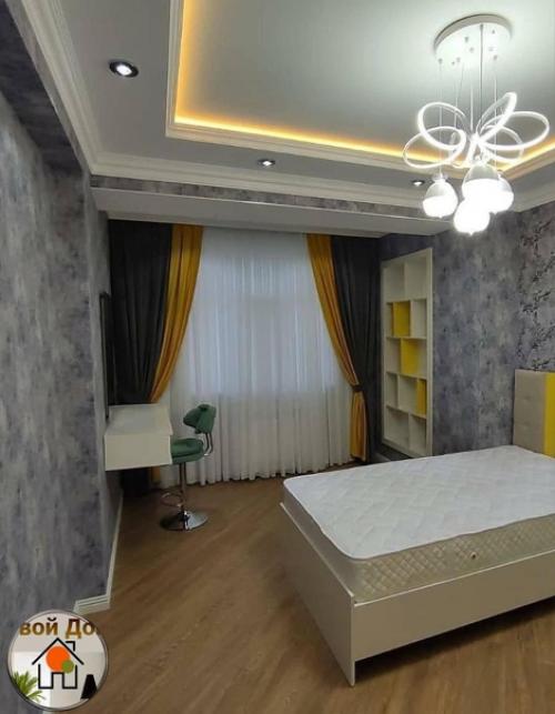 Крутой ремонт. В просторной квартире. 05