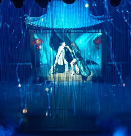 Новая сцена ЛДМ, удивительный психокреатив дизайнера. 08