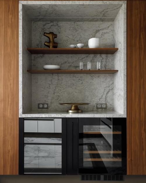 Интерьер просторной квартиры. 02