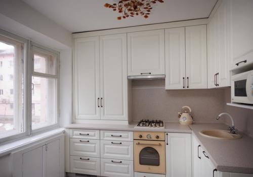 Кухня от компании Студия Мебели Юрия Батарина - это превосходное сочетание стиля, функциональности и высокого качества. 02