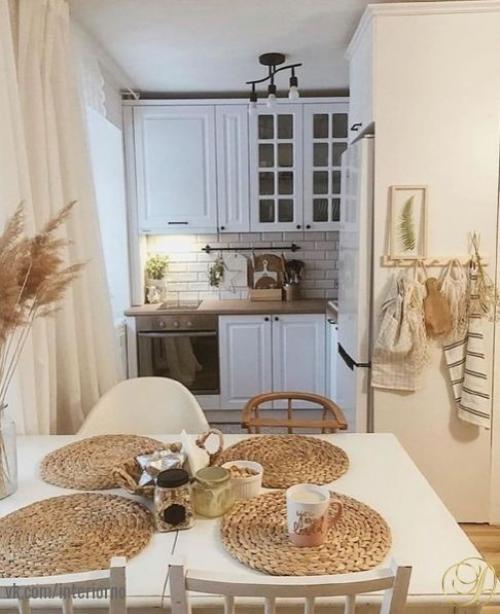 Как можно на кухне, которая меньше 5 кв. 01