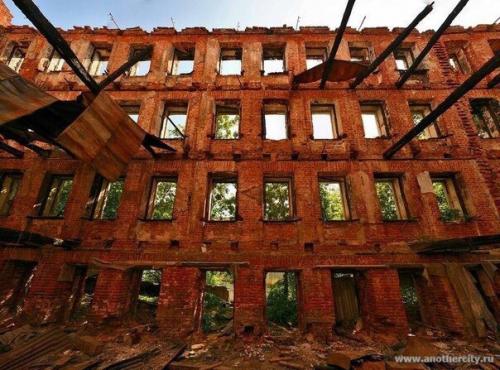 Осколки истории.  Красивые заброшенные места москвы и области. 03