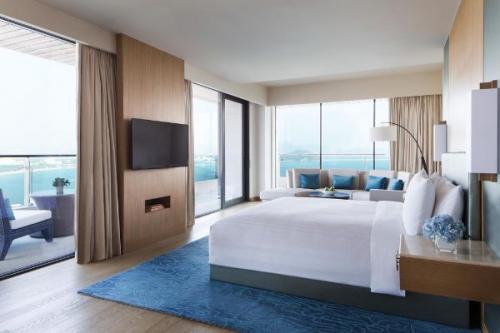 Отель дня: Sanya Marriott Hotel Dadonghai Bay 5* (Китай, Хайнань, Санья). 01