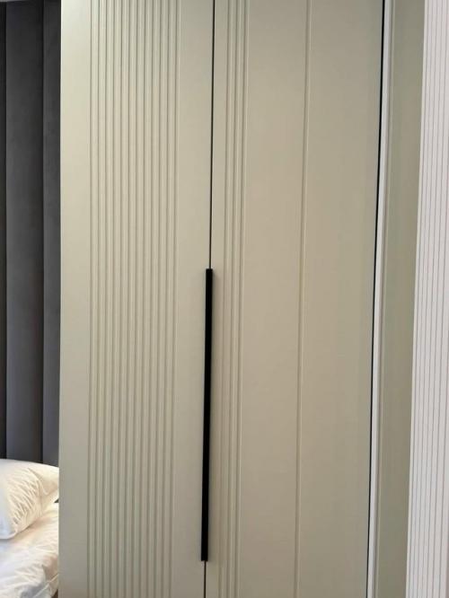 Уютная спальня и рабочее место - два в одном! 02