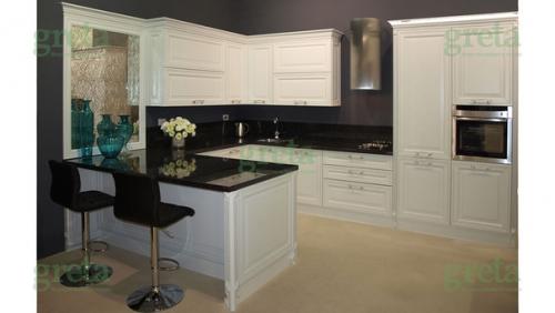 А какого цвета у вас кухня? 03