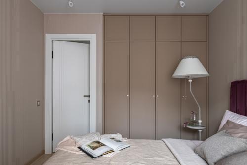 Элегантный дизайн спальни из проекта Эмоциональное Равновесие Анны глускер. 04