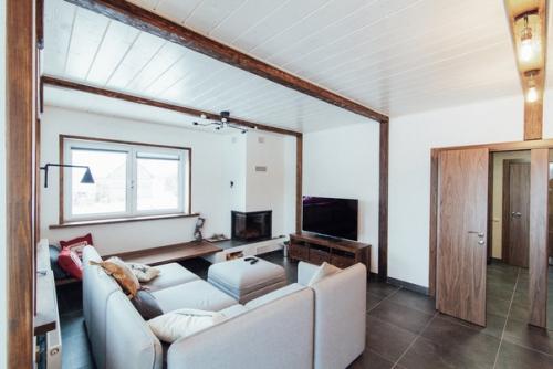 Интерьеры дома Good Wood по индивидуальному проекту. 01