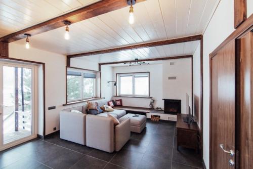 Интерьеры дома Good Wood по индивидуальному проекту. 02