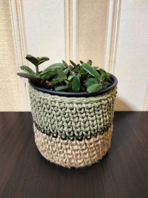 Плетеные корзинки - это не только стильный элемент декора, но и практичное решение для хранения. 01