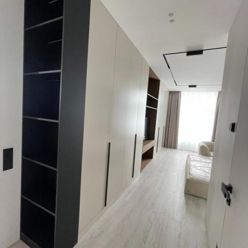 Шкаф с тв зоной. 03