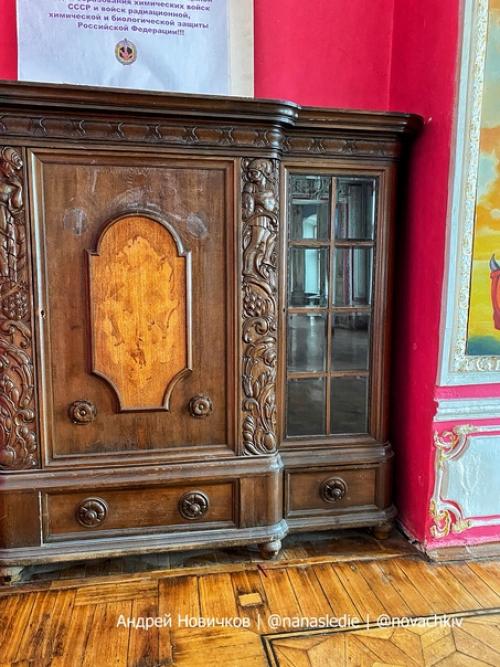 Заброшенный дворец графа Бутурлина в Москве с великолепными интерьерами. 08