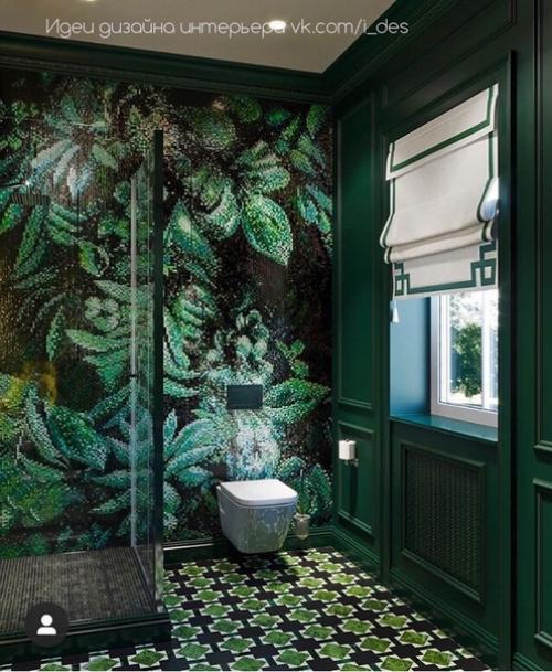 Насыщенный зеленый цвет в санузле частного дома. 02