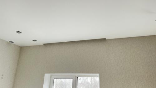 Сделал потолки в частном доме в зале совмещённый с кухней …. 04