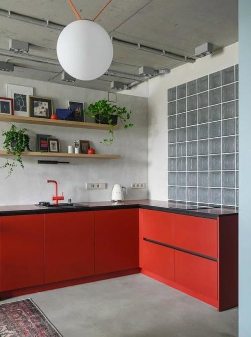 Яркая квартира 48 кв. 01