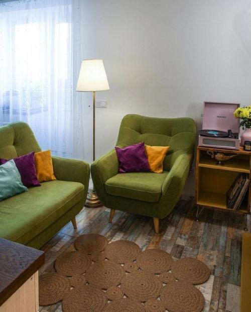 Яркий дизайн квартиры с отреставрированной винтажной мебелью. 05