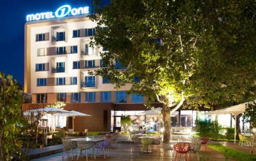 Необычные отели вены, которые можно себе позволить? 03