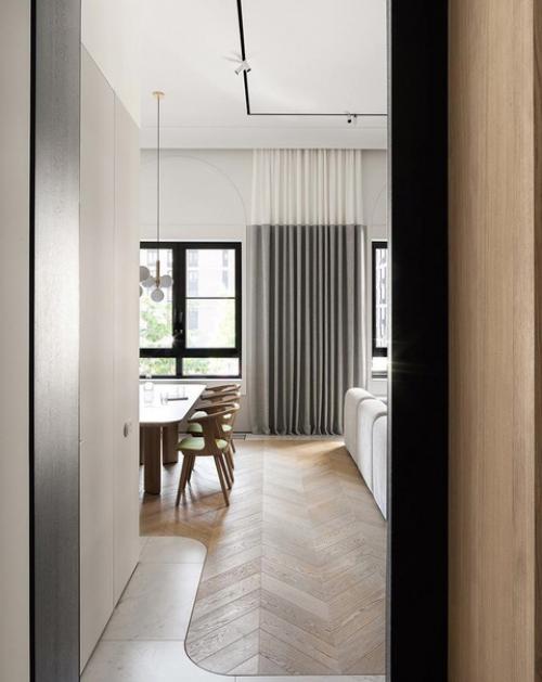 Интерьер квартиры в светлой цветовой гамме, в скандинавском стиле от Bureau Slovo. 04