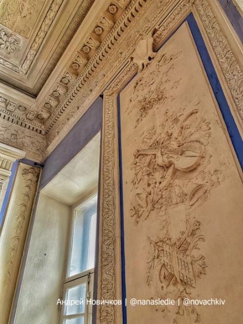 Заброшенный дворец графа Бутурлина в Москве с великолепными интерьерами. 06