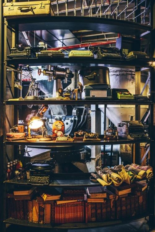 Выдержанный, стильный и безумно дружелюбный - Truth Coffee Shop. 05