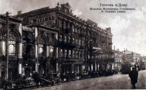 Изумрудное варенье из киви.   Варенье очень вкусное. Ингредиенты: - 5 киви. - 1 банан - 1 чайная ложка желатина - 220 гр. сахара. 03