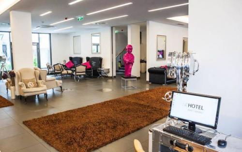 Необычные отели вены, которые можно себе позволить? 05