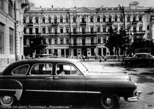 Изумрудное варенье из киви.   Варенье очень вкусное. Ингредиенты: - 5 киви. - 1 банан - 1 чайная ложка желатина - 220 гр. сахара. 07