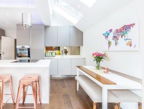 Карта- лучший способ интерьер без больших затрат разнообразить. 03