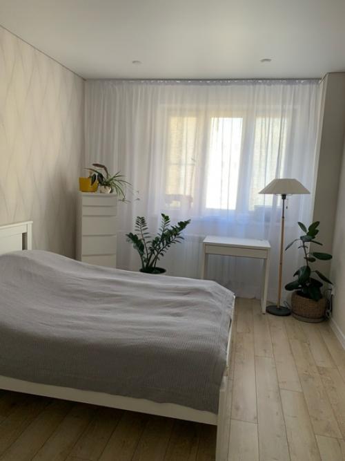 В этом году так сложилось, что я дошила шторы во всю квартиру (спальня, детская. 04