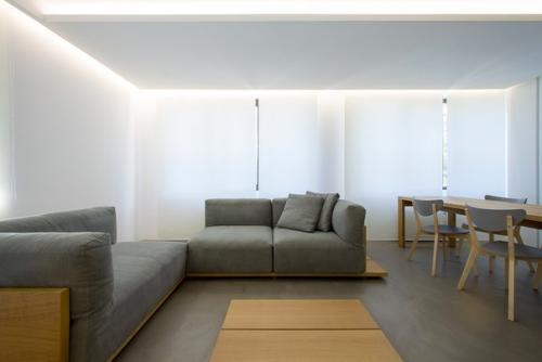 Современный интерьер квартиры в Болгарии. 01