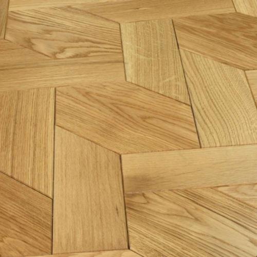 А вы знаете, какие же были полы в гостиной главного дома усадьбы купцов лажечниковых? 01