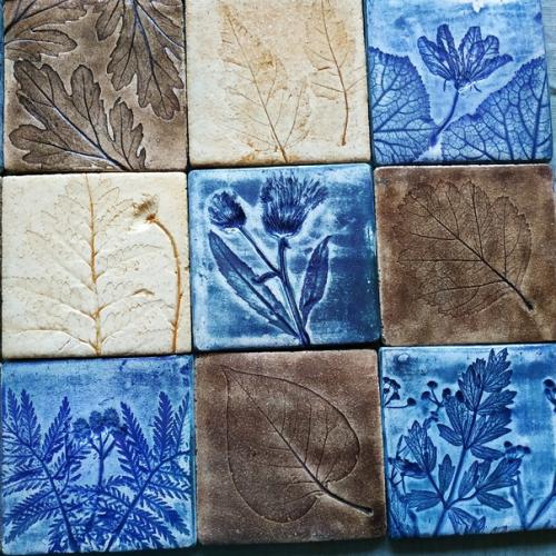 У кого в интерьерах есть голубой или синий цвет? 04