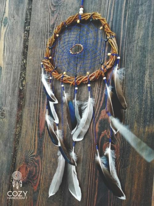 Мор работы как ни чьи другие связаны с тематикой птиц. 01