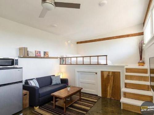 Небольшой дом. С современным оформлением. 04