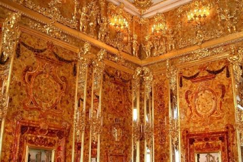 В апреле 2000 года. 03