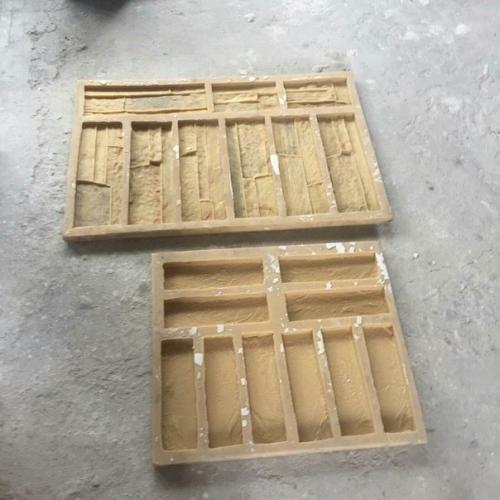 Сделал своими руками кирпичч для облицовки дома.